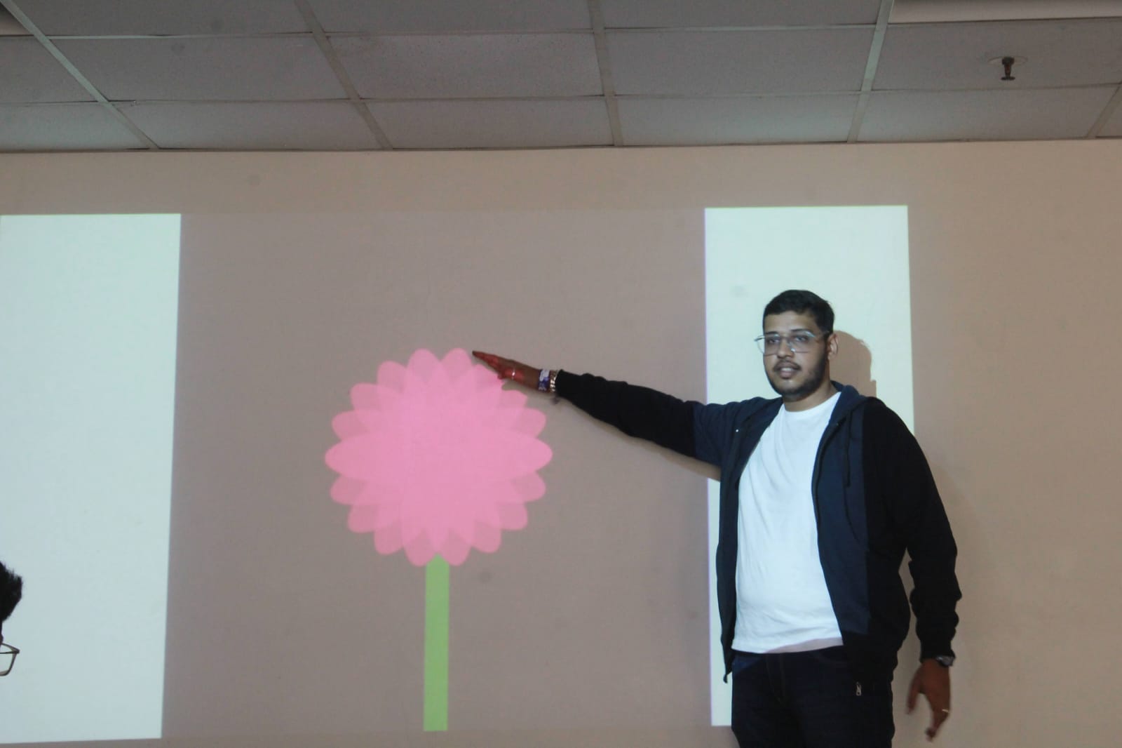 Animating Flutter Canvas at Flutter Roadshow Mumbai 2024